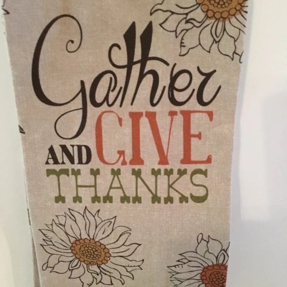 2 Gather Give Thanks Harvest Flowers Tea Towels